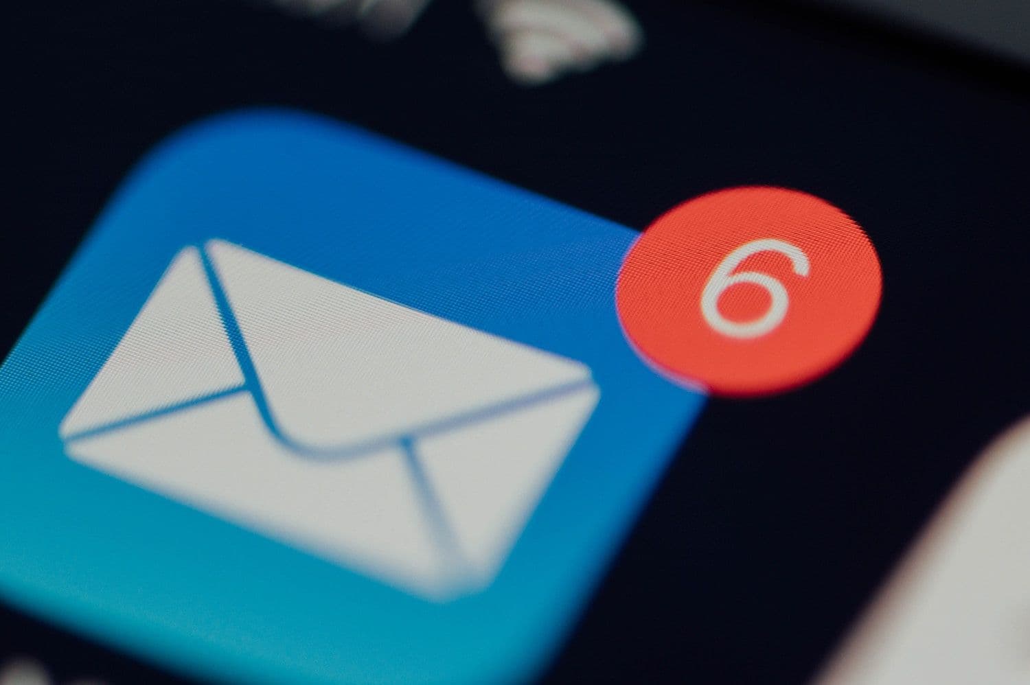 Anonymous Texting Service Allows You to Text Your Ex: You've Got STI