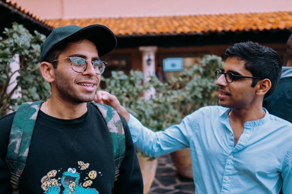 5 ways to help a friend who is in a mental health crisis