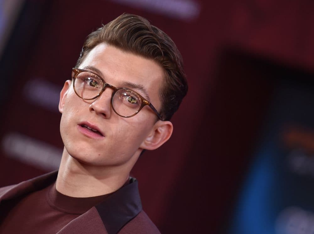 5 celebrities who took a mental health break, and what we can learn from them