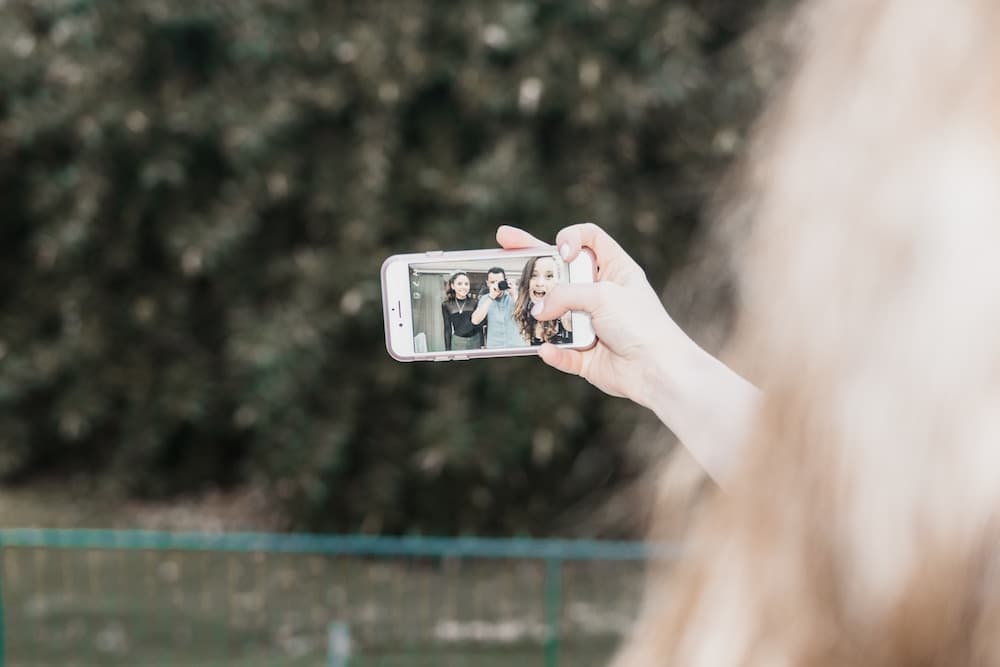 friends taking a selfie