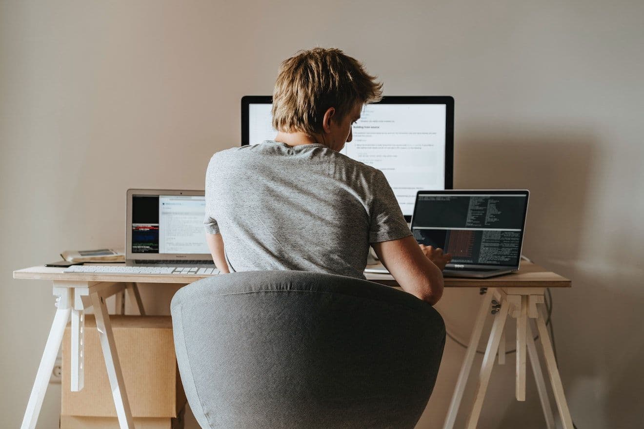 5 supportive ways to tackle depression while working from home
