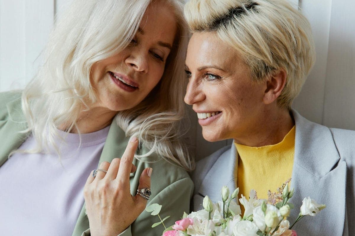 4 powerful ways to rekindle friendships when you’ve lost touch